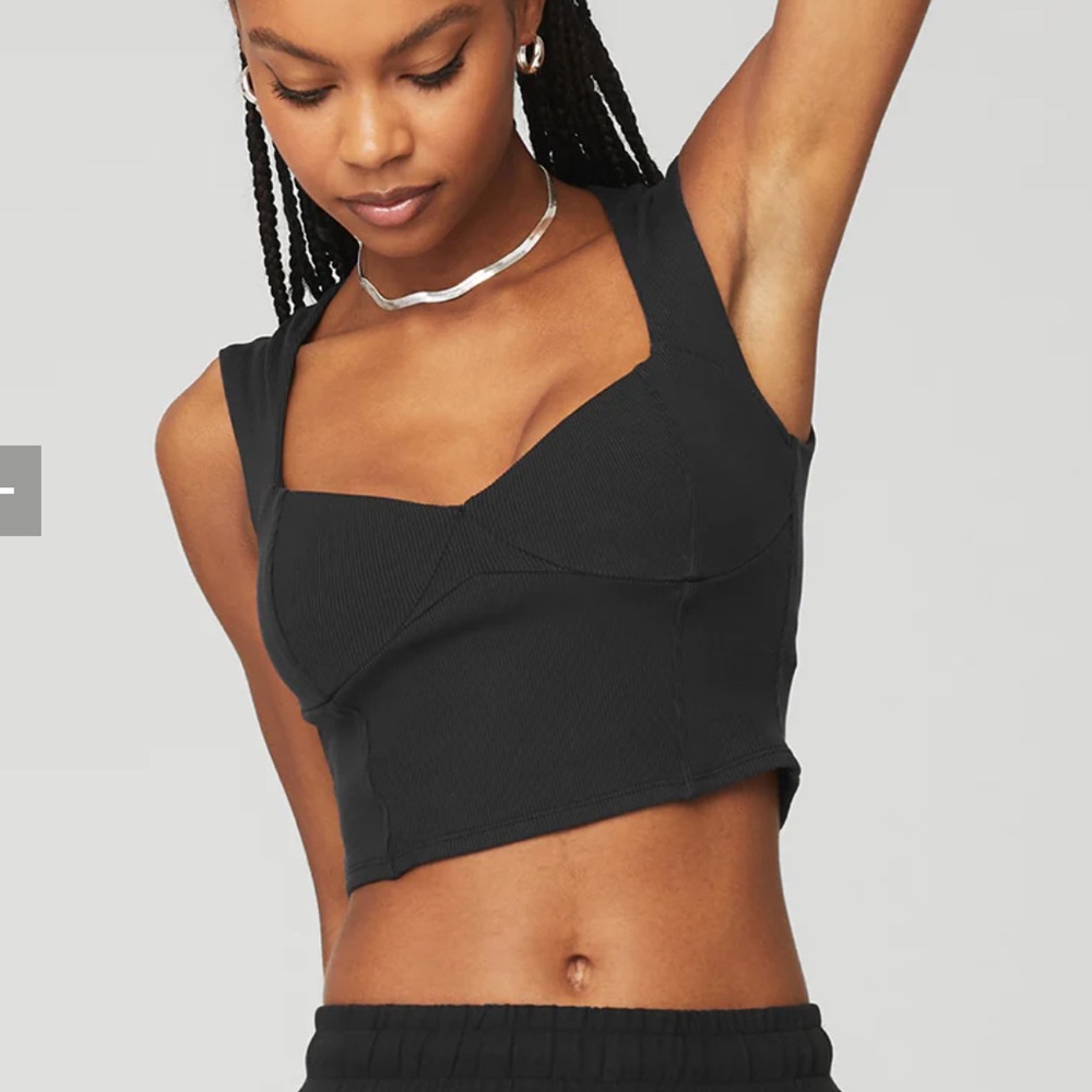 Alo Ribbed Sweetheart Short Sleeve - Black
